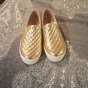 Rose Gold Skechers slip ons size 10
